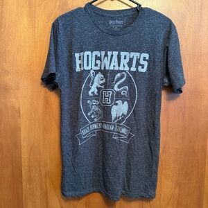Harry Potter Hogwarts Short Sleeve Shirt Gray Medium